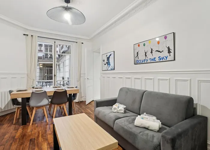 523 Suite Batignolles - Superbe Appartement